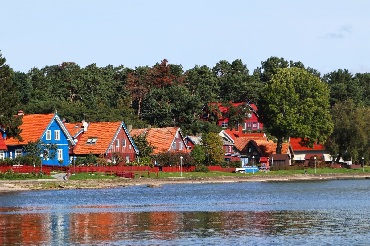 Nidos kopų panorama iš Kuršių marių pusės